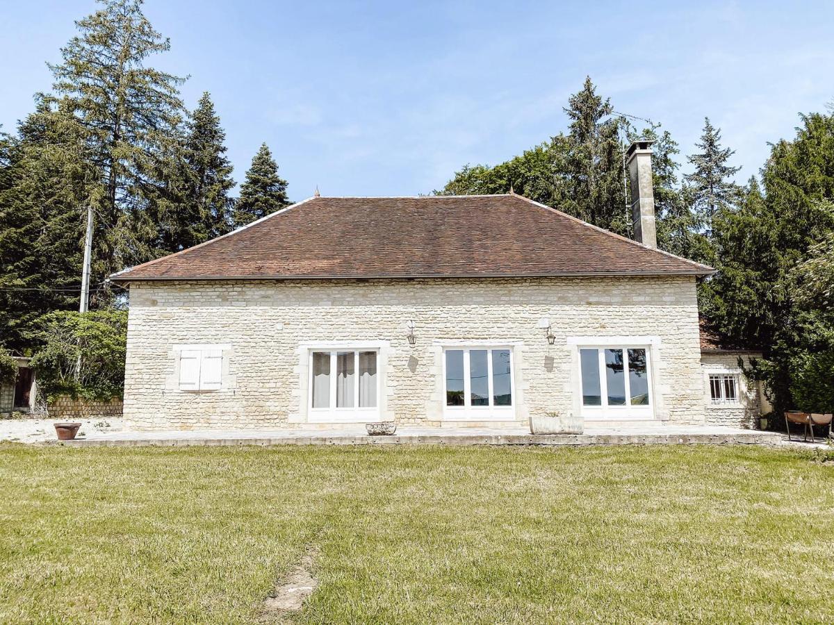 Le Val Suzenay Pension Vendeuvre-sur-Barse Buitenkant foto